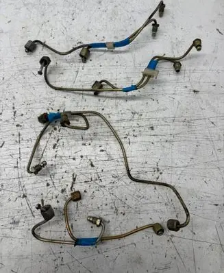 Mercedes-Benz E W124 Fuel line pipe CYLINDER1 A1030101232 1030101232