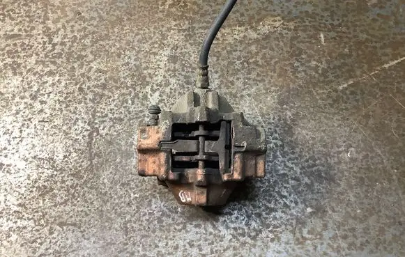 Mercedes-Benz CLK A209 C209 Rear brake caliper