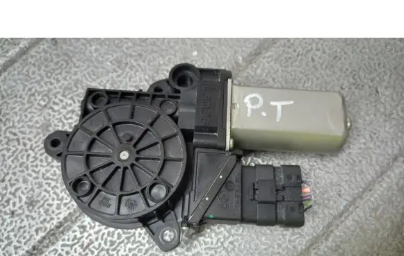 Fiat Croma Rear door window regulator motor
