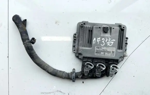 Ford Focus Engine control unit/module 7m5112a650ua 7m51-12a650-ua