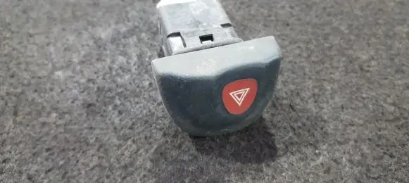 Renault Scenic I Hazard light switch 841043 3487