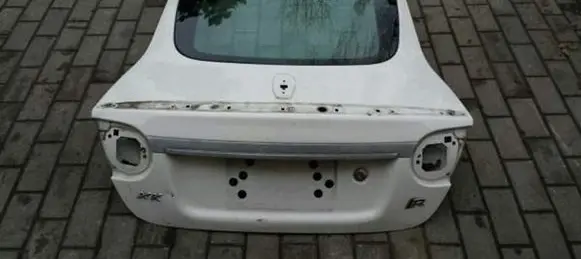 Jaguar XK - XKR Tailgate/trunk/boot lid C2P16216 C2P16012