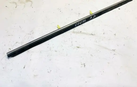 Toyota Camry Front door glass trim molding 