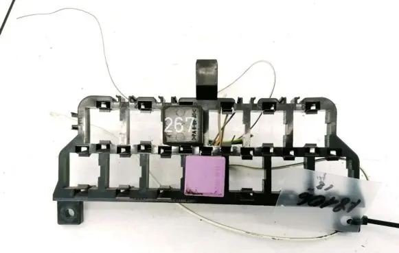 Audi A4 S4 B5 8D Fuse box set 8D0937503