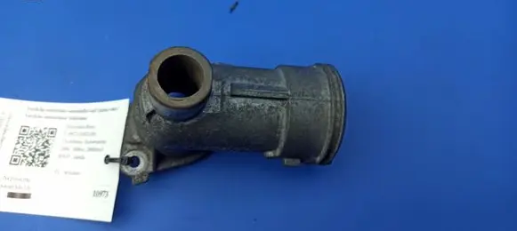 Mercedes-Benz E W211 Engine coolant pipe/hose A6422000056