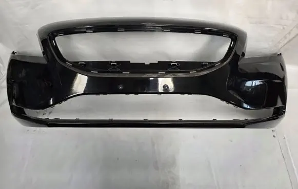 Volvo V40 Front bumper 31283732