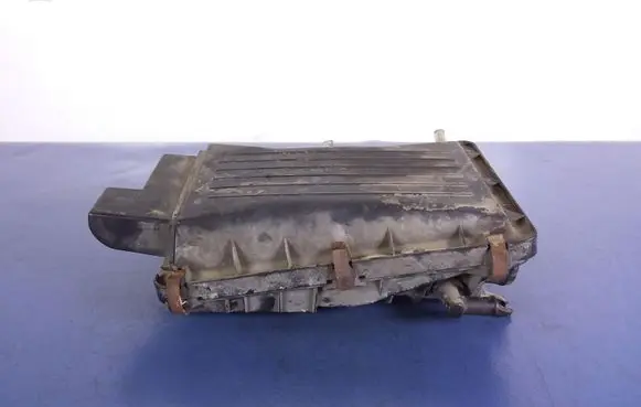 Nissan Micra Air filter box