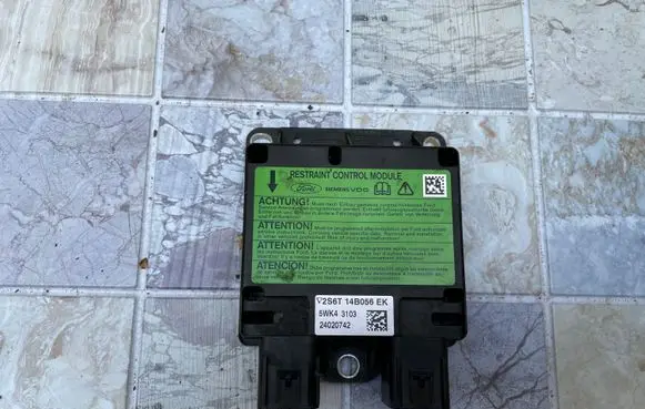 Ford Fiesta Airbag control unit/module 5WK43103 240207743