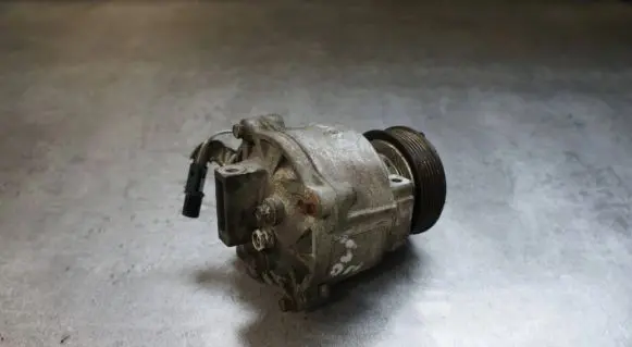 Mitsubishi Outlander Air conditioning (A/C) compressor (pump) 7813A428