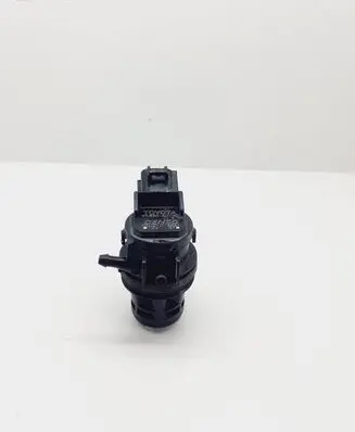Lexus CT 200H Windscreen/windshield washer pump 8533060190 0602104541