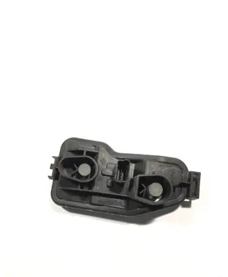 Nissan Qashqai Tail light bulb cover holder 89503174