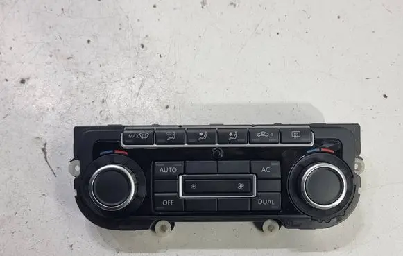 Volkswagen Scirocco Climate control unit 5K0907044BS SW0709 5HB00974640