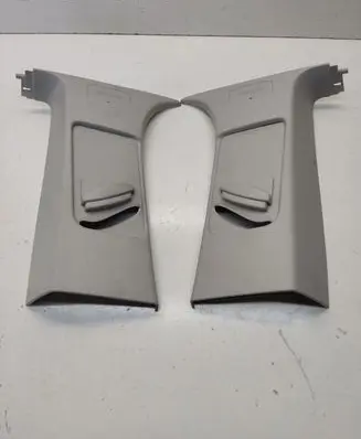 Ford Focus (B) pillar trim (top) 4M51B24582A 4M51B24582B 4M51B24583A
