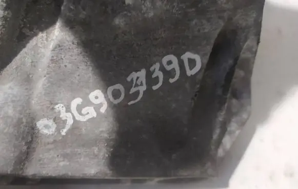 Audi A4 S4 B6 8E 8H Generator/alternator bracket 03G903139D