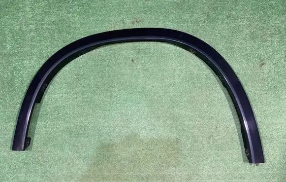 BMW X1 U11 Fender trim (molding) 5A01685