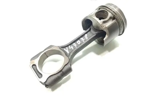 SsangYong Rexton Piston with connecting rod 665925