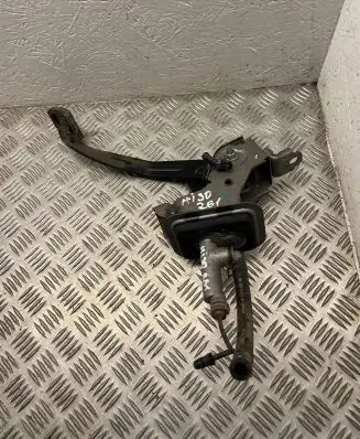 Clutch pedal
