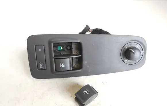 Peugeot Boxer Electric window control switch B569
