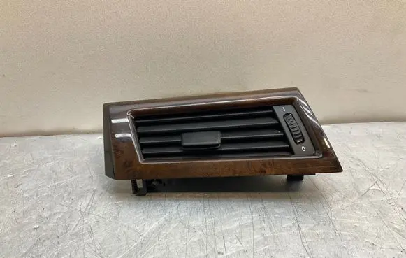 BMW 5 E60 E61 Dashboard glove box trim 6970267 ENW52T 6910731