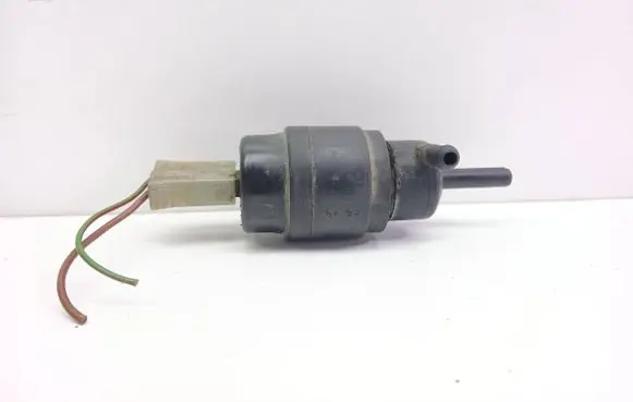 Audi 80 90 B3 Windscreen/windshield washer pump HP01 M171955651