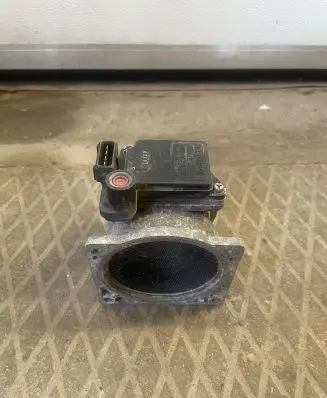 Audi A6 S6 C4 4A Mass air flow meter 4A0959521A AFH5012A