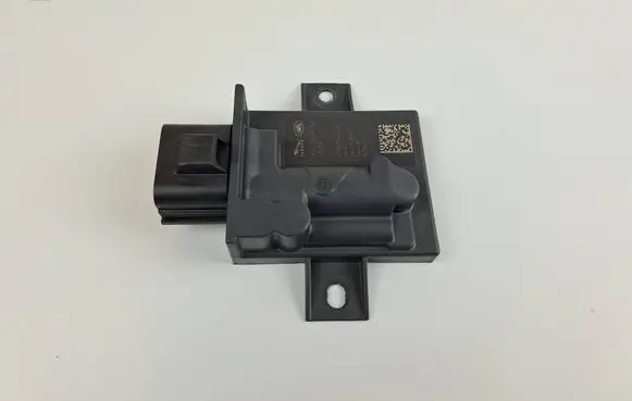 Jaguar E-Pace Fuel injection pump control unit/module FK729D370AF