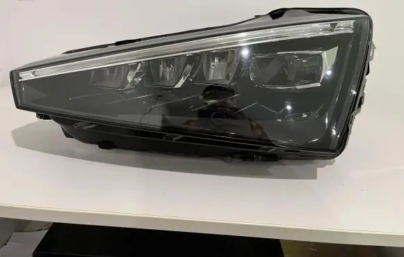 Skoda Scala Headlight/headlamp 657941015A
