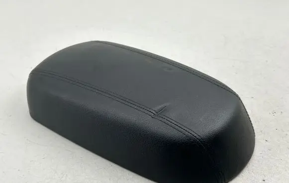 KIA Sportage Armrest 846633W010