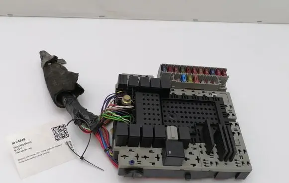 Volvo S60 Fuse module 8645411 01W043 8622520