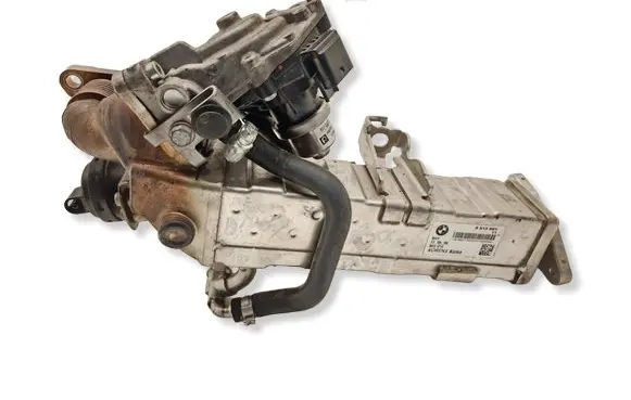 BMW 3 F30 F35 F31 EGR valve cooler 8513691