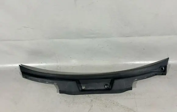 Porsche Cayenne (92A) Wiper trim 7P5819401B 958572564019B9 95857256401