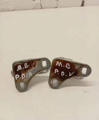 Front door hinge set