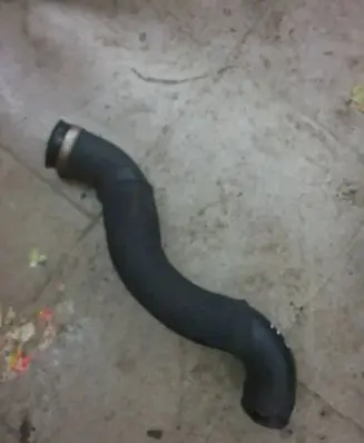 Mazda 5 Intercooler hose/pipe