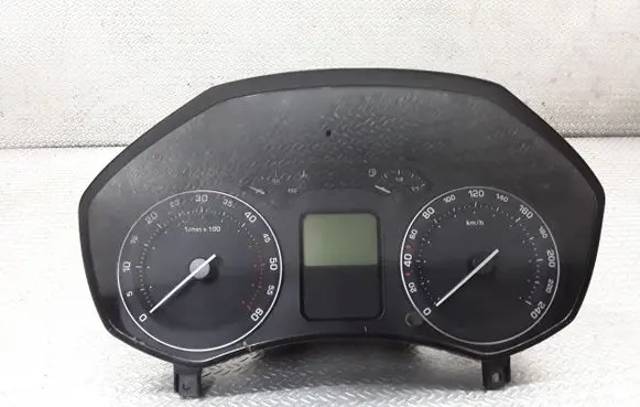 Skoda Octavia Mk2 (1Z) Speedometer (instrument cluster) 1Z0920810D