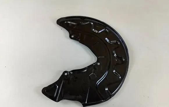 Volkswagen Golf VII Front brake disc dust cover plate 5Q0615311F 3015