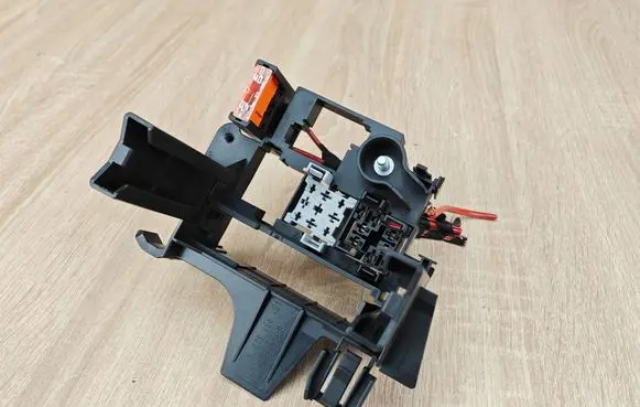 Audi A6 S6 C7 4G Fuse module 4G1937503A
