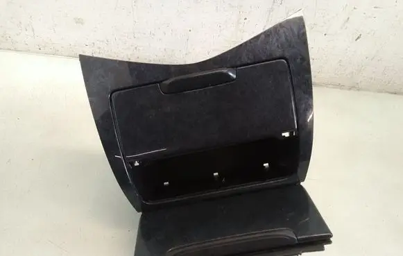 Car ashtray