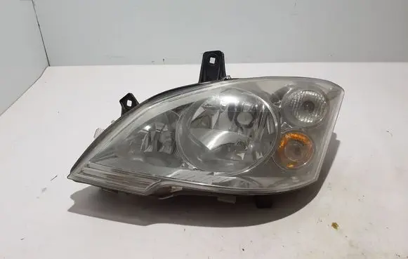 Mercedes-Benz Vito Viano W639 Headlight/headlamp A6398201861