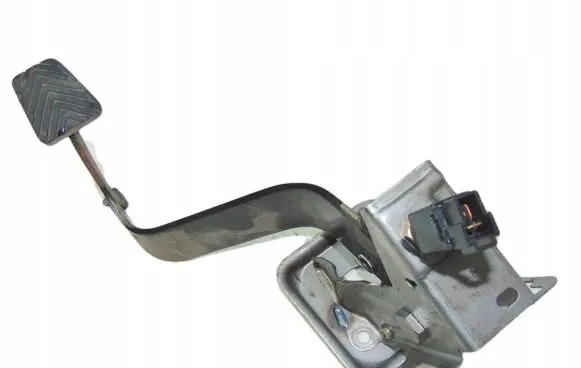Mitsubishi Grandis Clutch pedal 