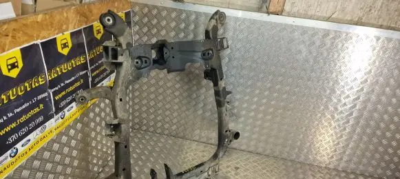 Opel Zafira B Front subframe