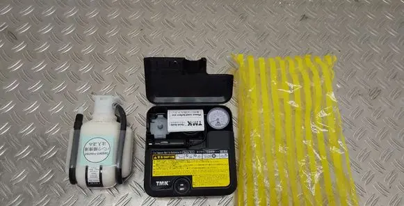 Toyota Prius+ (ZVW40) Tire air pump compressor 