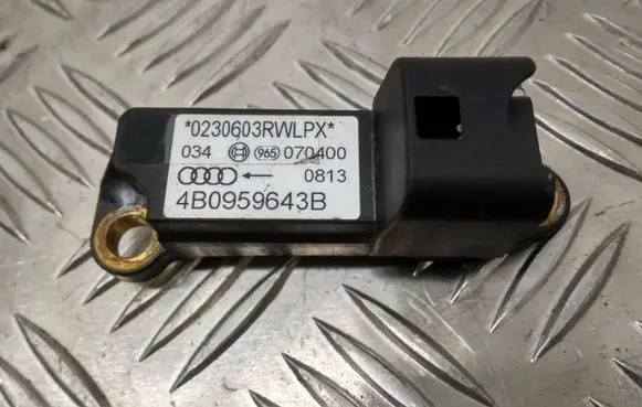 Audi A6 S6 C5 4B Airbag deployment crash/impact sensor 4B0959643B 0230603RWLPX