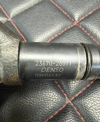 Lexus IS 220D-250-350 Fuel injector 2367026011 09H04660