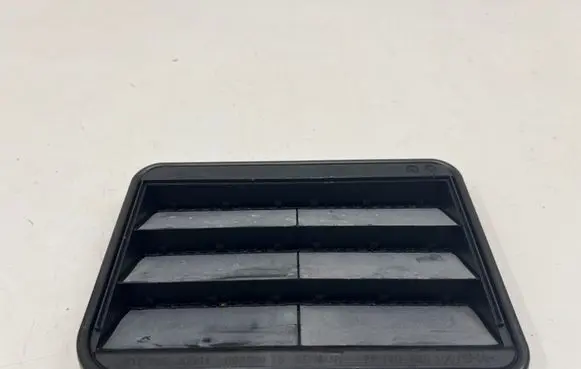 BMW i4 Quarter panel pressure vent 9176945
