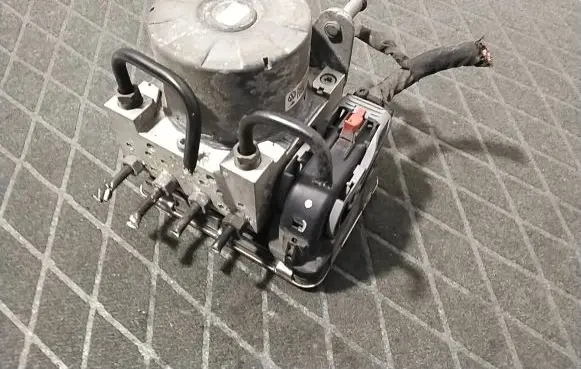 Volkswagen Transporter - Caravelle T6 ABS Pump 7E5614517A 10022006654