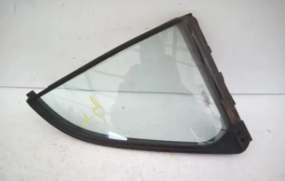 Mazda 626 Rear side window