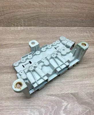 BMW 5 E39 Battery relay fuse 8387544 18486