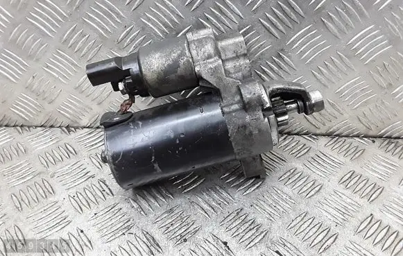 Audi A4 S4 B8 8K Starter motor 06H911021