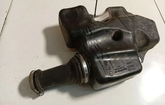 Ford Mondeo MK IV Intake resonator 6C919F763BC