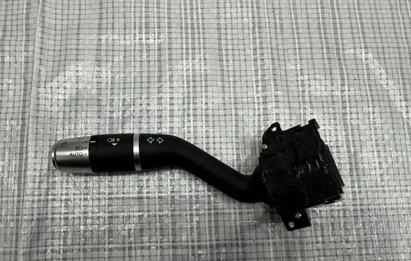 Land Rover Range Rover Evoque L551 Headlight wiper switch 